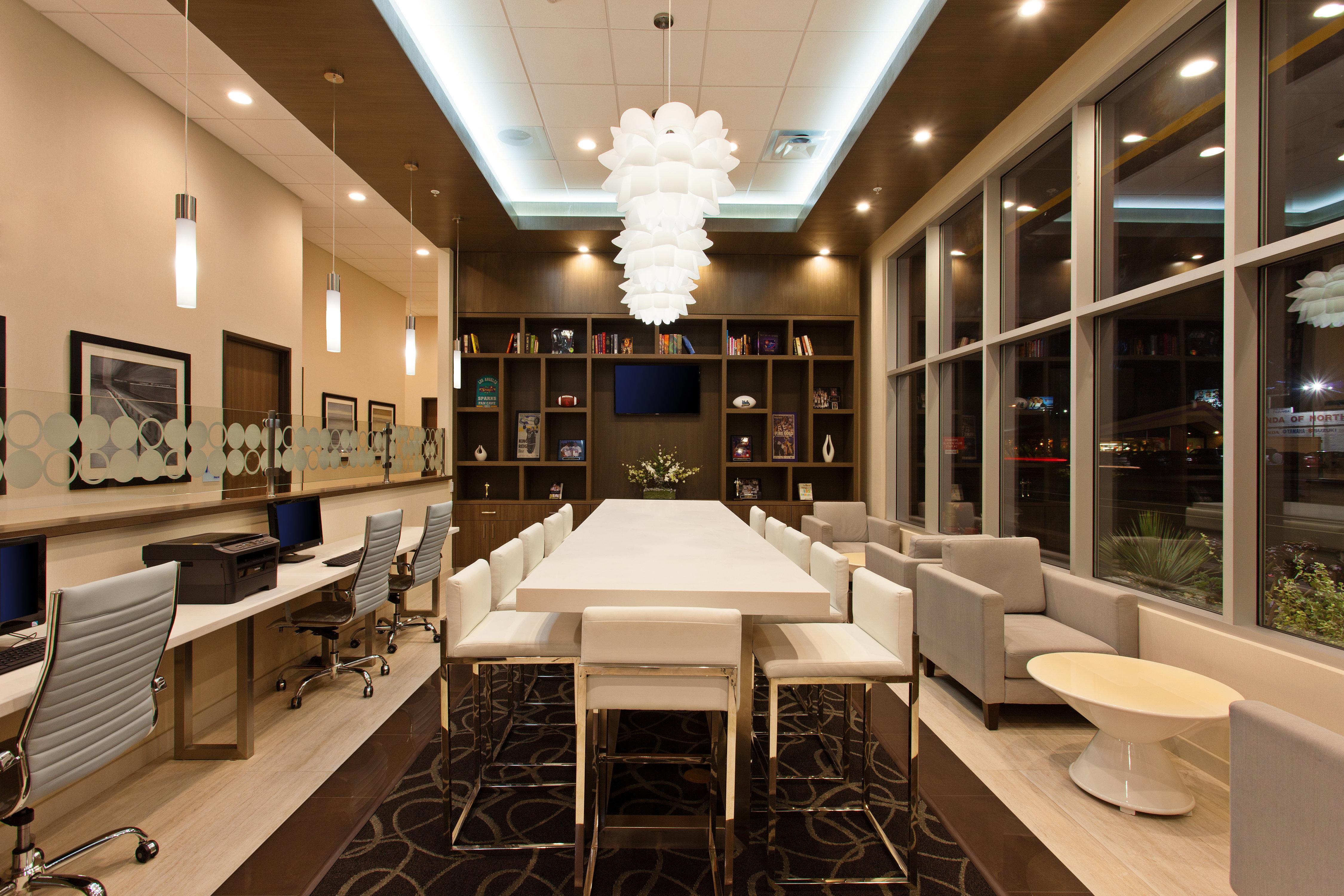 Holiday Inn Express North Hollywood - Burbank Area By Ihg Los Angeles Buitenkant foto