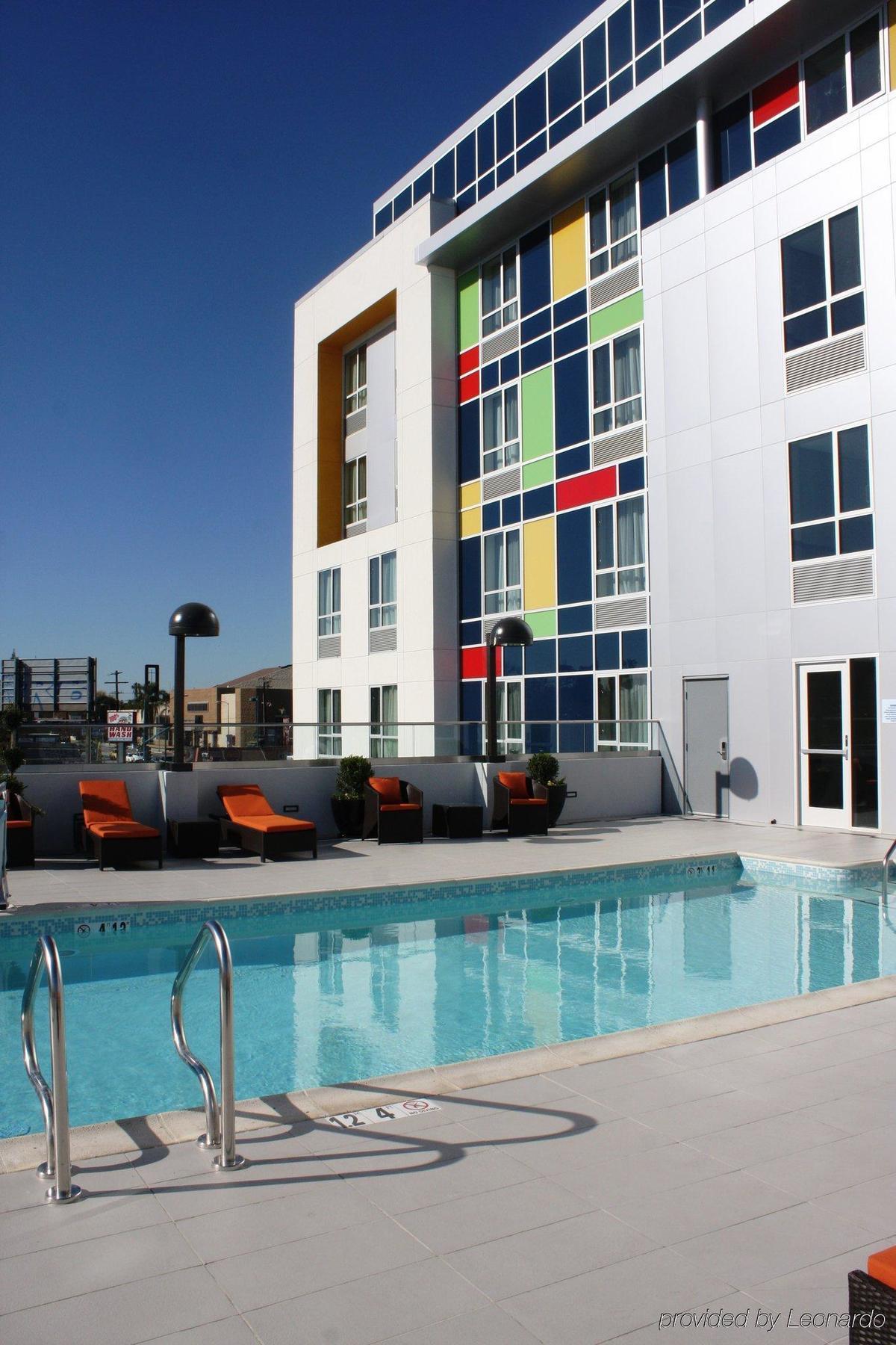 Holiday Inn Express North Hollywood - Burbank Area By Ihg Los Angeles Buitenkant foto