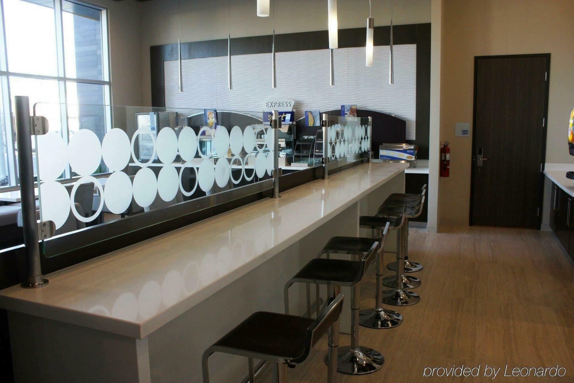Holiday Inn Express North Hollywood - Burbank Area By Ihg Los Angeles Buitenkant foto